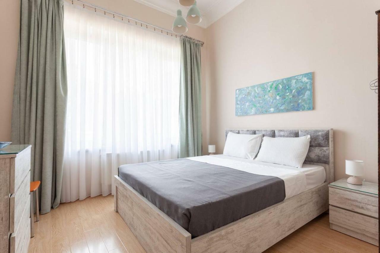 Wehost Apartment On A Colorful Street Tbilisi Exterior foto